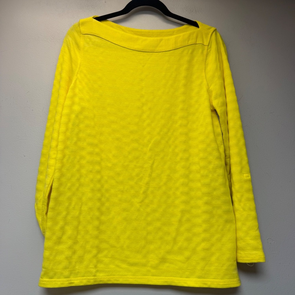 T by Talbots Top Womens M Yellow Excellent Boat Neck Textured Button Tab 15225